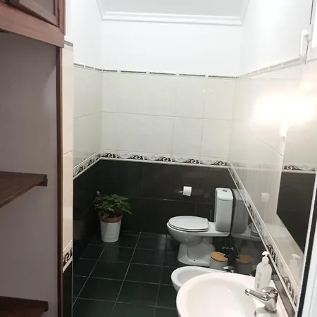 Holiday home Dotty's House *