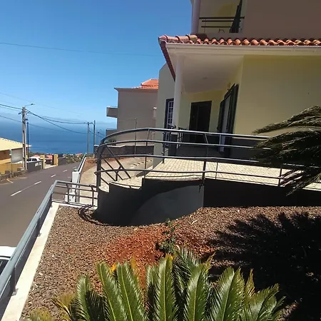 Holiday home Dotty's House Gaula