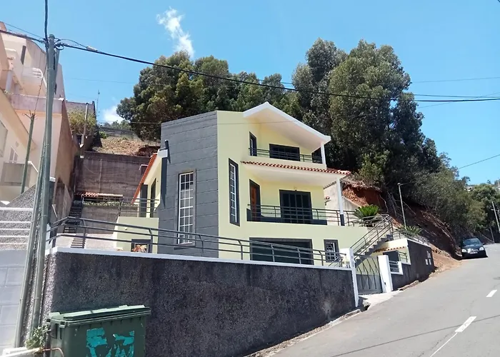 Dotty's House * 加乌拉